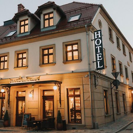 Hg Hotel Toszek Exterior foto